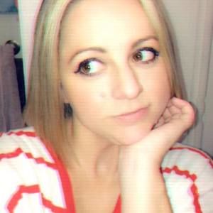 Meet your Posher, Abbey